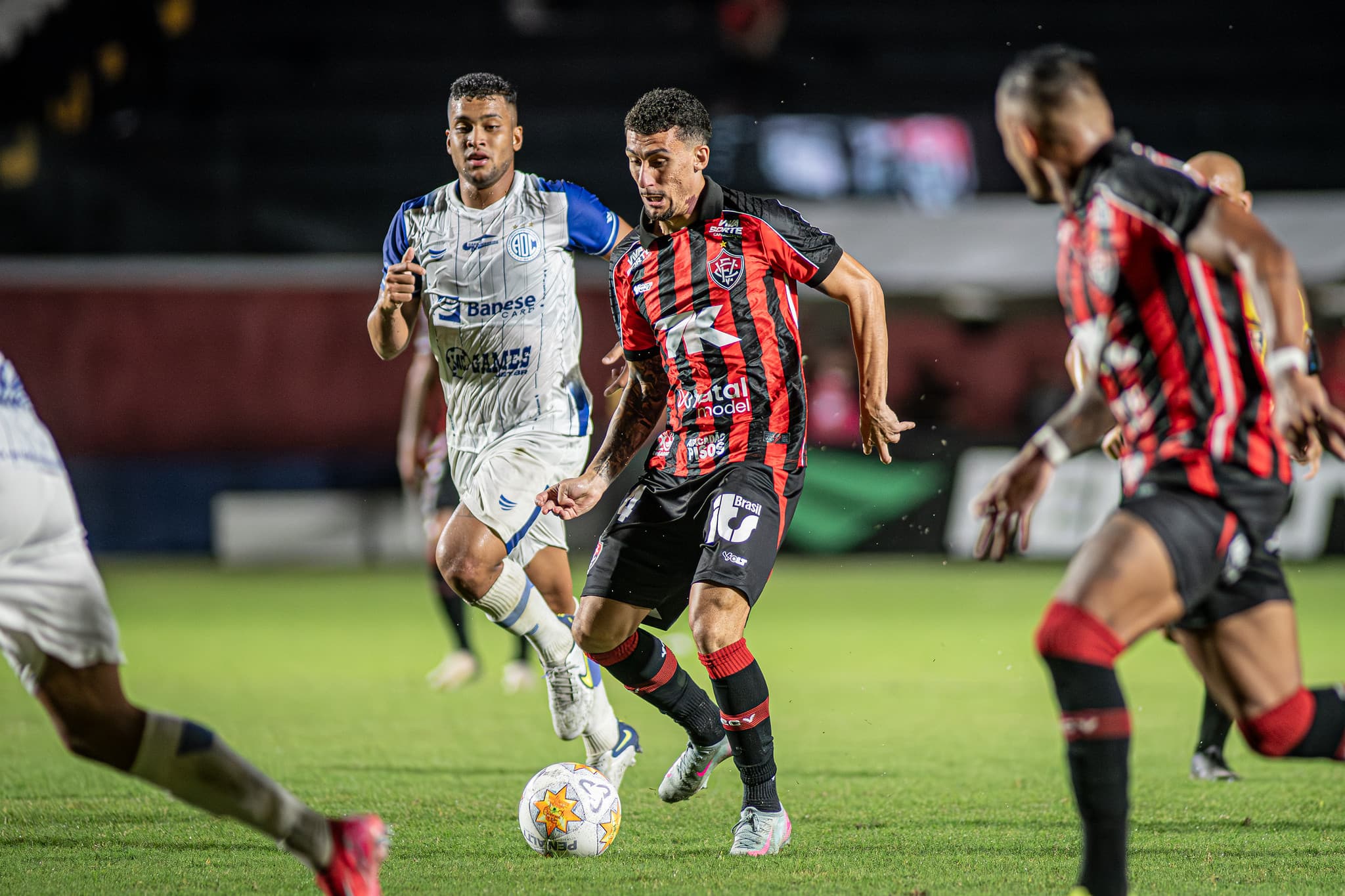 Vitória reencontra Confiança pela Copa do Nordeste de 2025