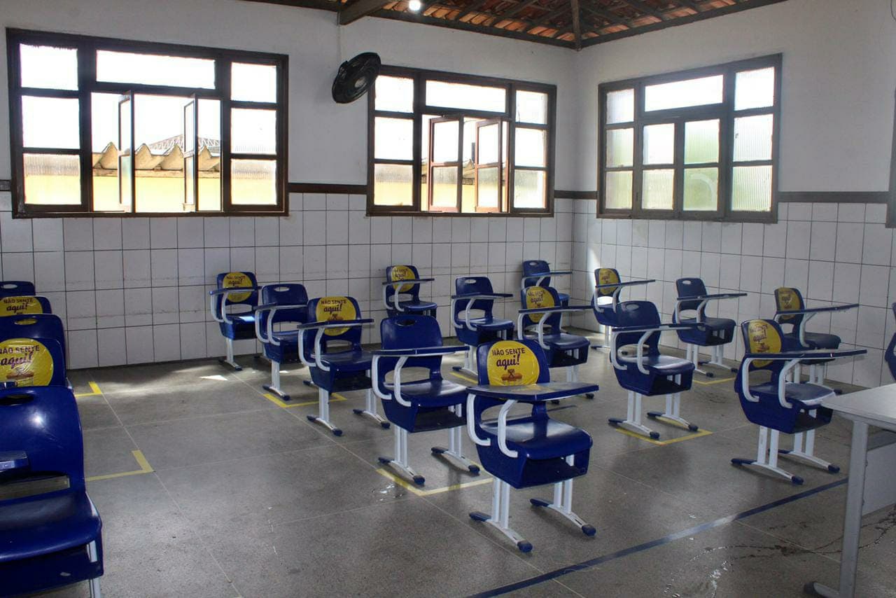 Cruz das Almas: Prefeitura contrata consultoria para escolas sem licitação pelo 2º ano