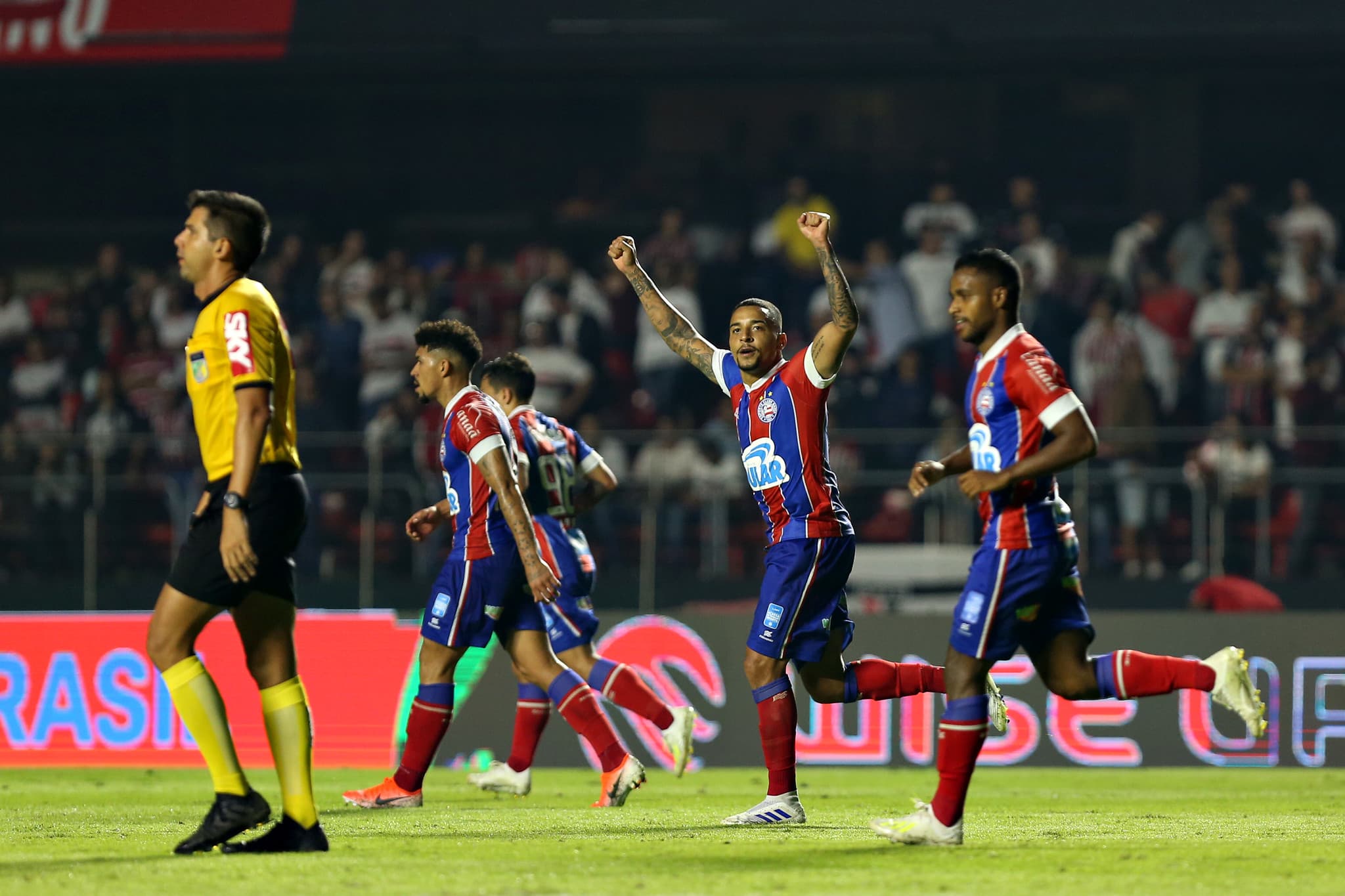 Bahia enfrenta São Paulo fora de casa em busca de quebrar tabu no Brasileirão