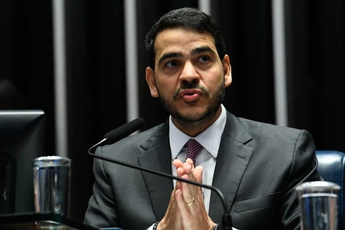 Lula avalia Jorge Messias para Ministério da Justiça após derrota no Senado
