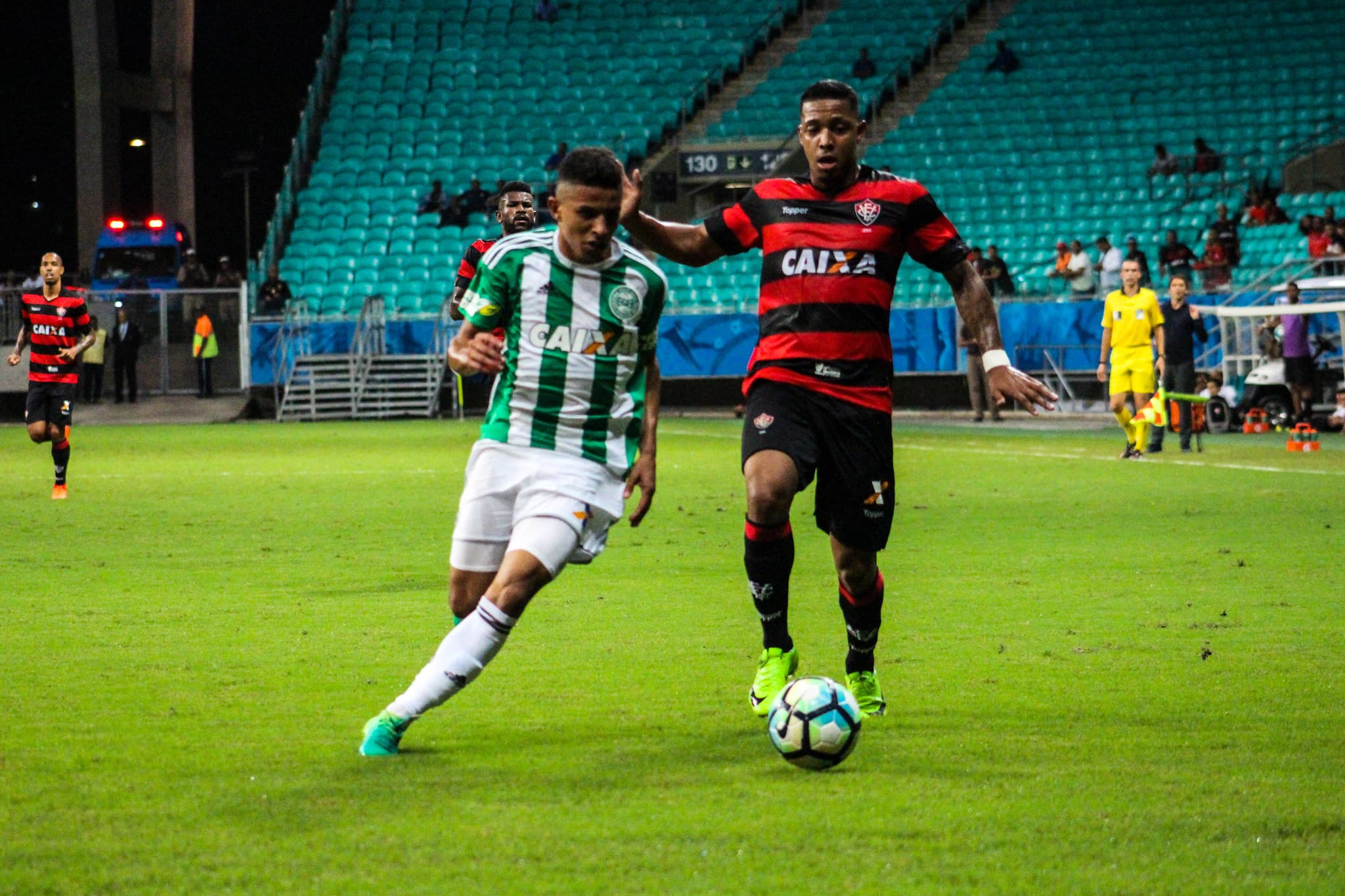 Vitória e Coritiba se reencontram na Série A após quase 10 anos