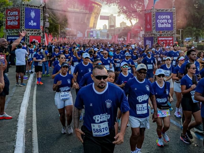 Corrida do Bahêa reúne mais de 10 mil pessoas no Dique do Tororó em Salvador