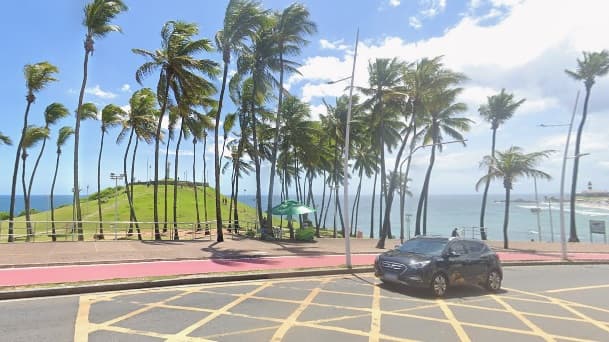Ossada humana é encontrada em tanque na Barra, em Salvador