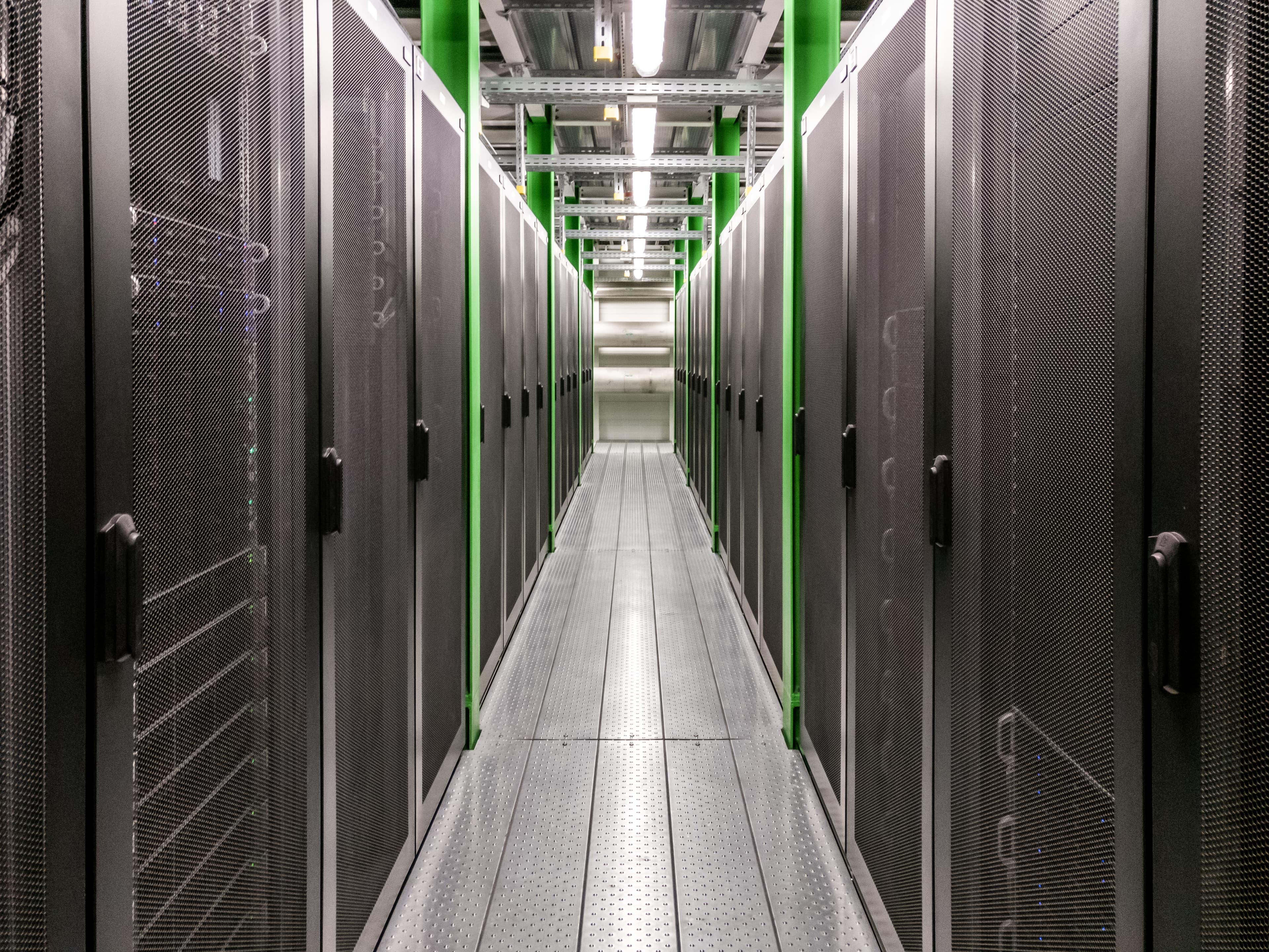 Bahia atrai data centers com energia renovável e mira produção de supercomputadores