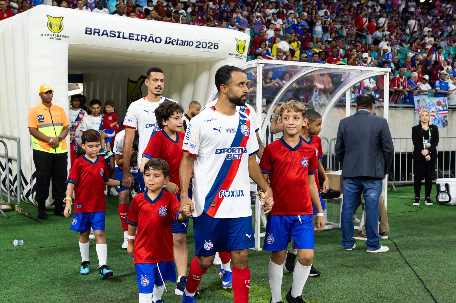 Caio Alexandre perde 42% dos jogos do Bahia desde agosto de 2025 por lesões