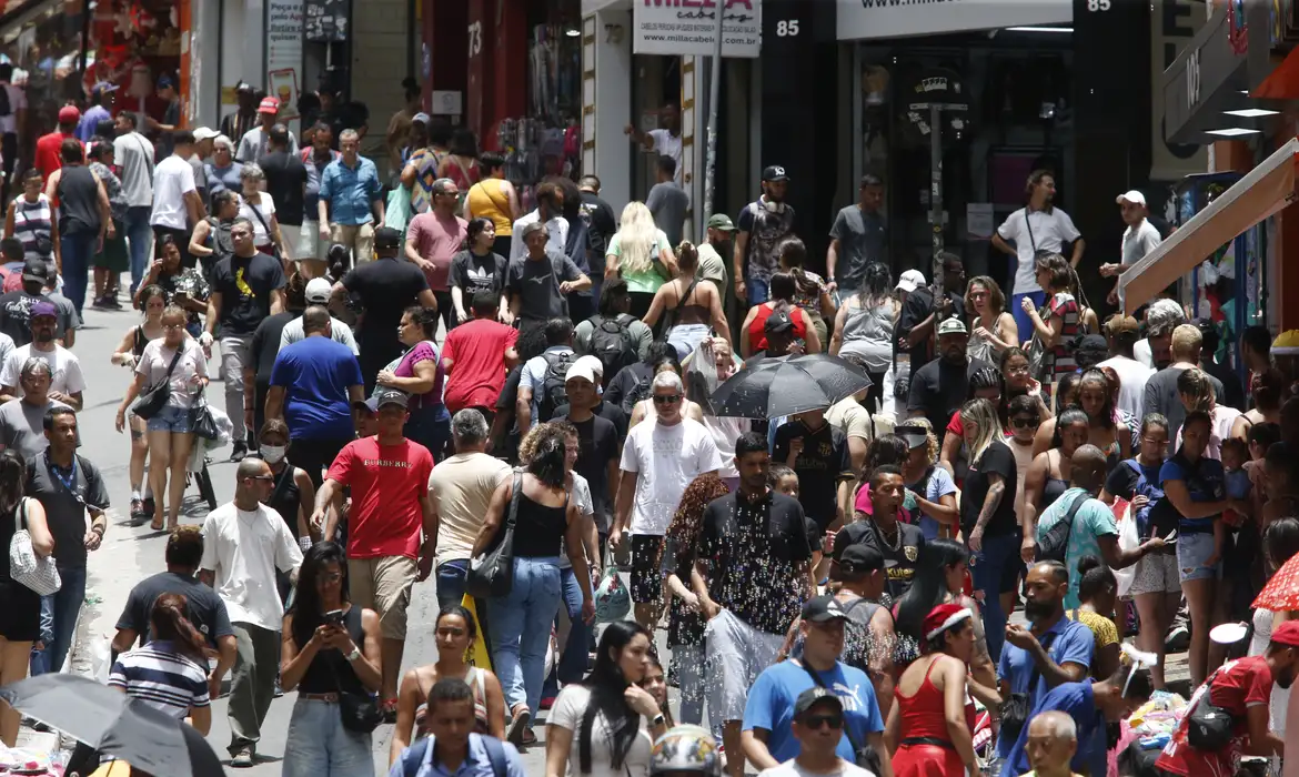 Custo de vida Brasil: país está entre os mais baratos do mundo, diz ranking