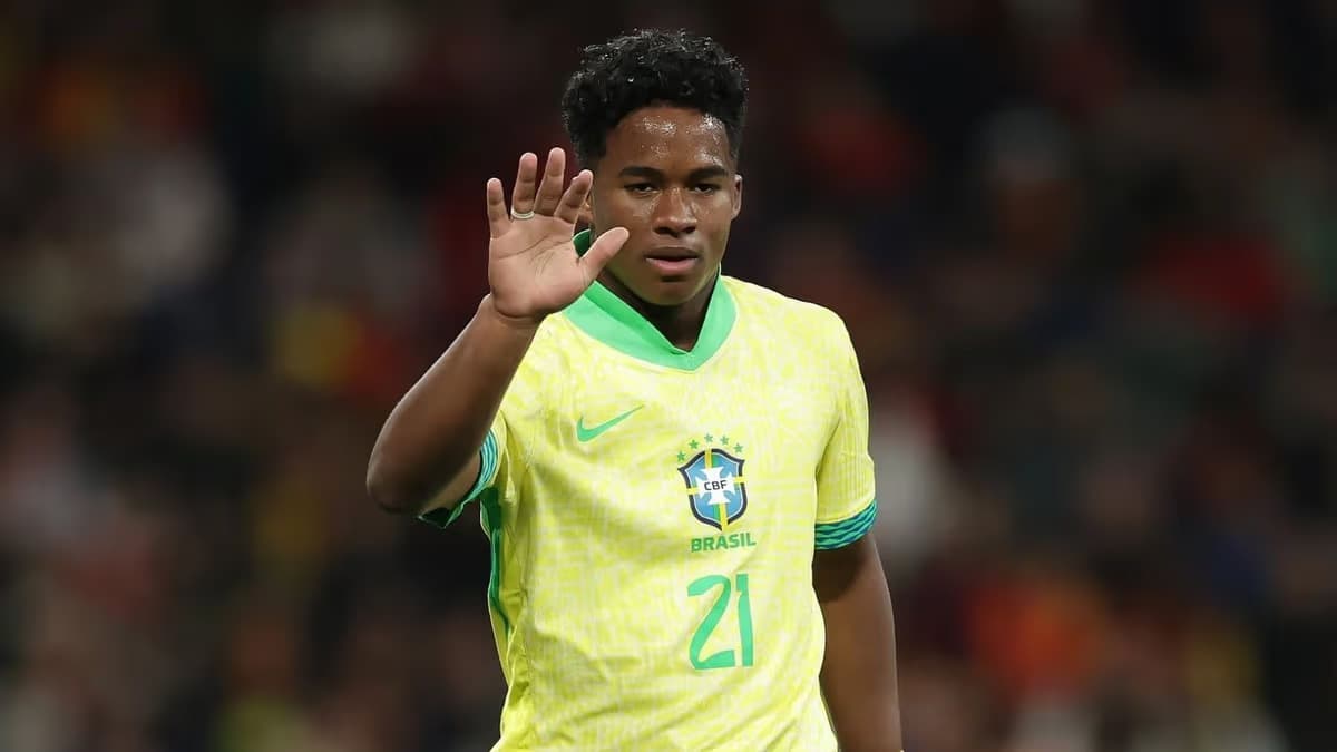 Endrick comenta possível presença de Neymar na Copa do Mundo