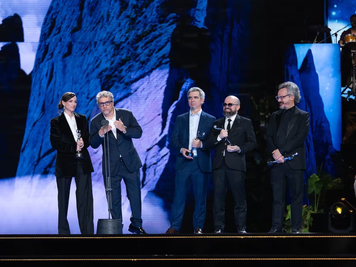 Brasil conquista 10 estatuetas e 'O Agente Secreto' domina Prêmio Platino