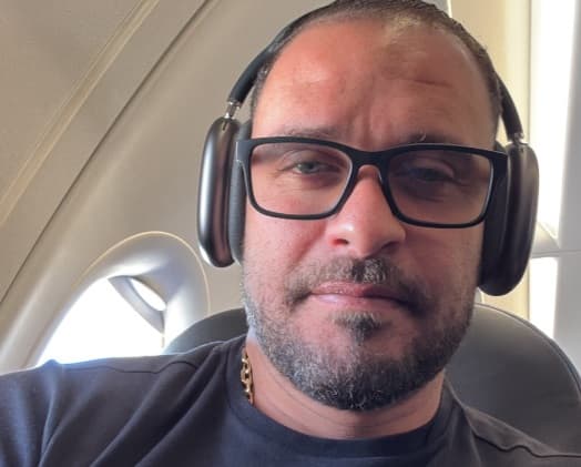 Diogo Nogueira cancela shows após diagnóstico de laringite bacteriana grave