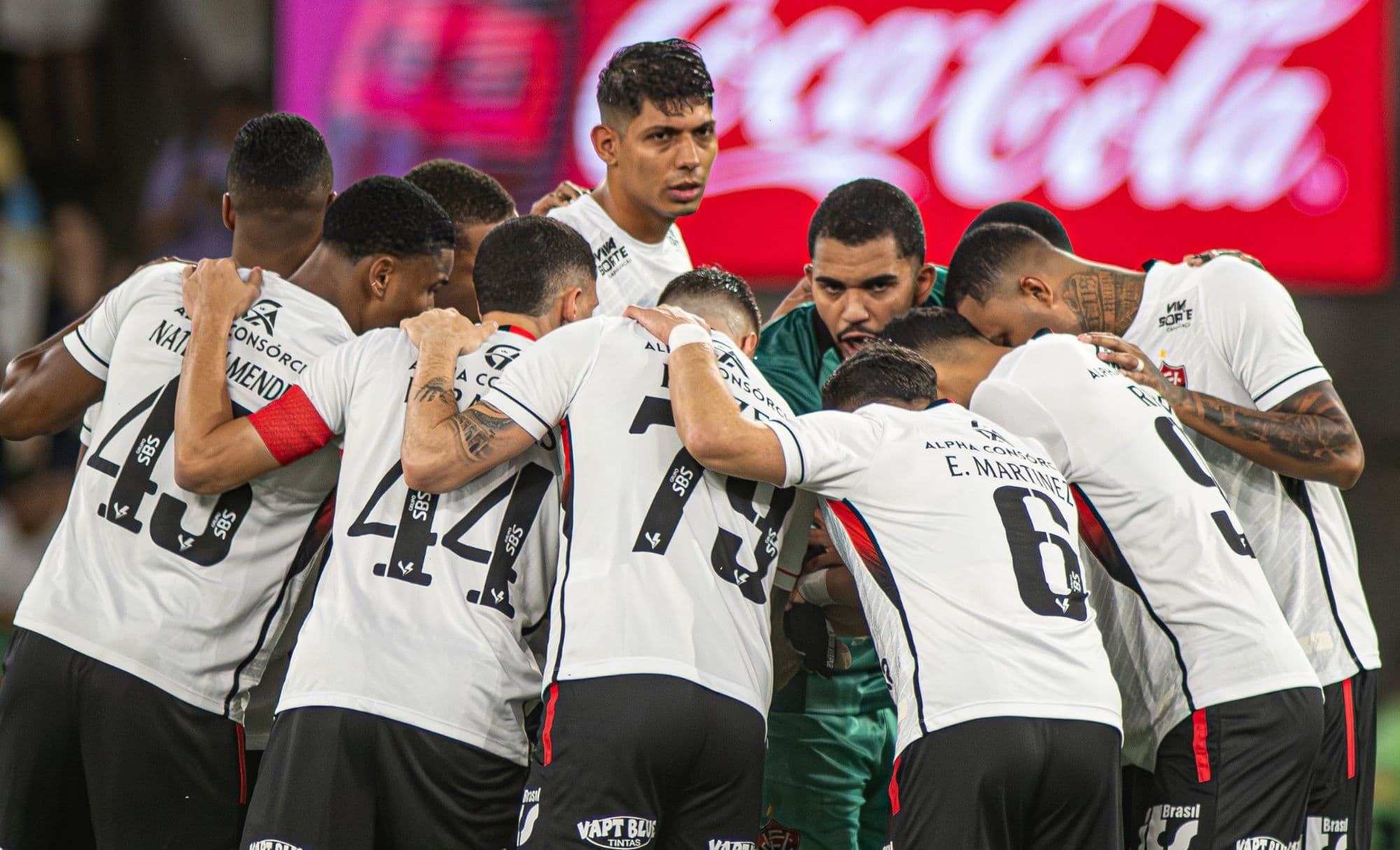 Vitória tem dois desfalques confirmados contra o Bragantino no Brasileirão